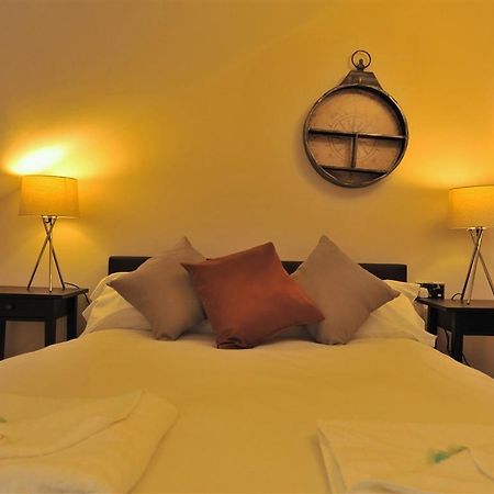 בארי Gail'S Guest House מראה חיצוני תמונה