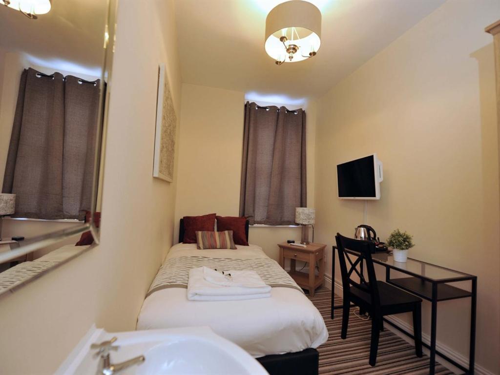 בארי Gail'S Guest House חדר תמונה
