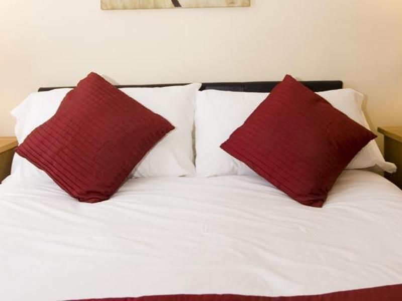 בארי Gail'S Guest House מראה חיצוני תמונה
