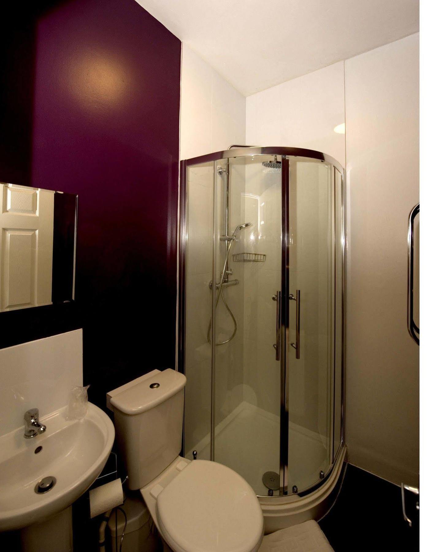 בארי Gail'S Guest House מראה חיצוני תמונה